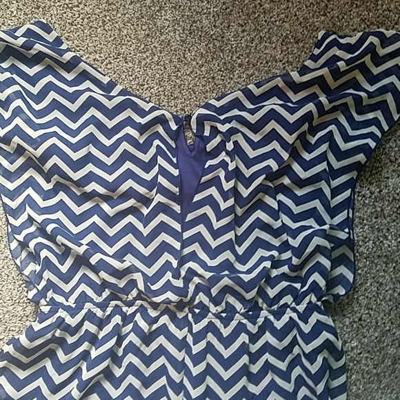 Speecless Dress - Picture 3 of 4